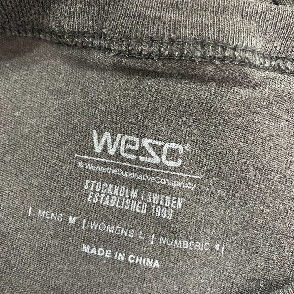 WESC GRAY LOGO PRINT TEE SHIRT - Picture 3 of 3
